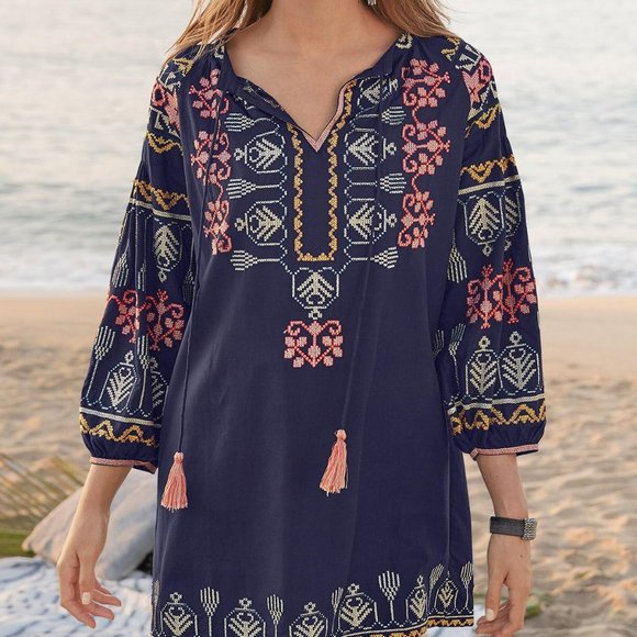 Tolani Tops - NWT Tolani Celo Embrordered Tunic top